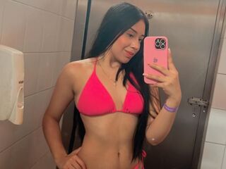 nude webcamgirl pic RoxanneBlair