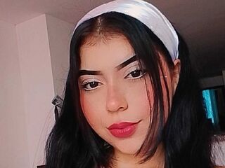 bedroom webcam SalomeKio