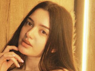 webcam babe chat room SavannahHoward