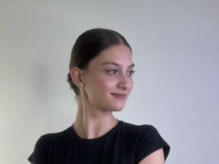 nude camgirl pic SharikaWigington