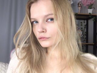 livecam sex ShelyMilan