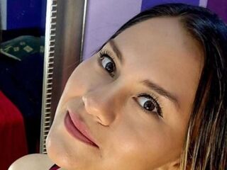 camgirl masturbating with sex toy SilvanaArdiente