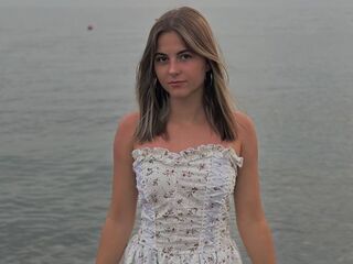 naked camgirl photo StellaWerty