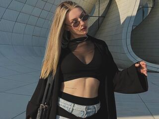 adult sex chat SuzieGlimp