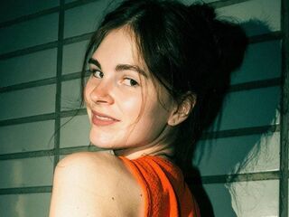 naked girl with webcam masturbating with vibrator TerryWatsone