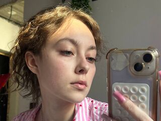 camslut video ThuyThorstad