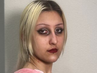 kinky webcam model VictorinaHarvest