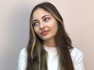 live webcam model ZanaBaerman