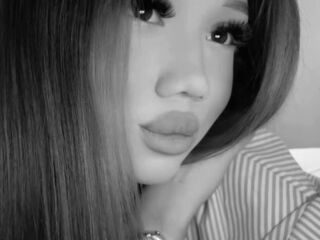 masturbating ZellaRessler